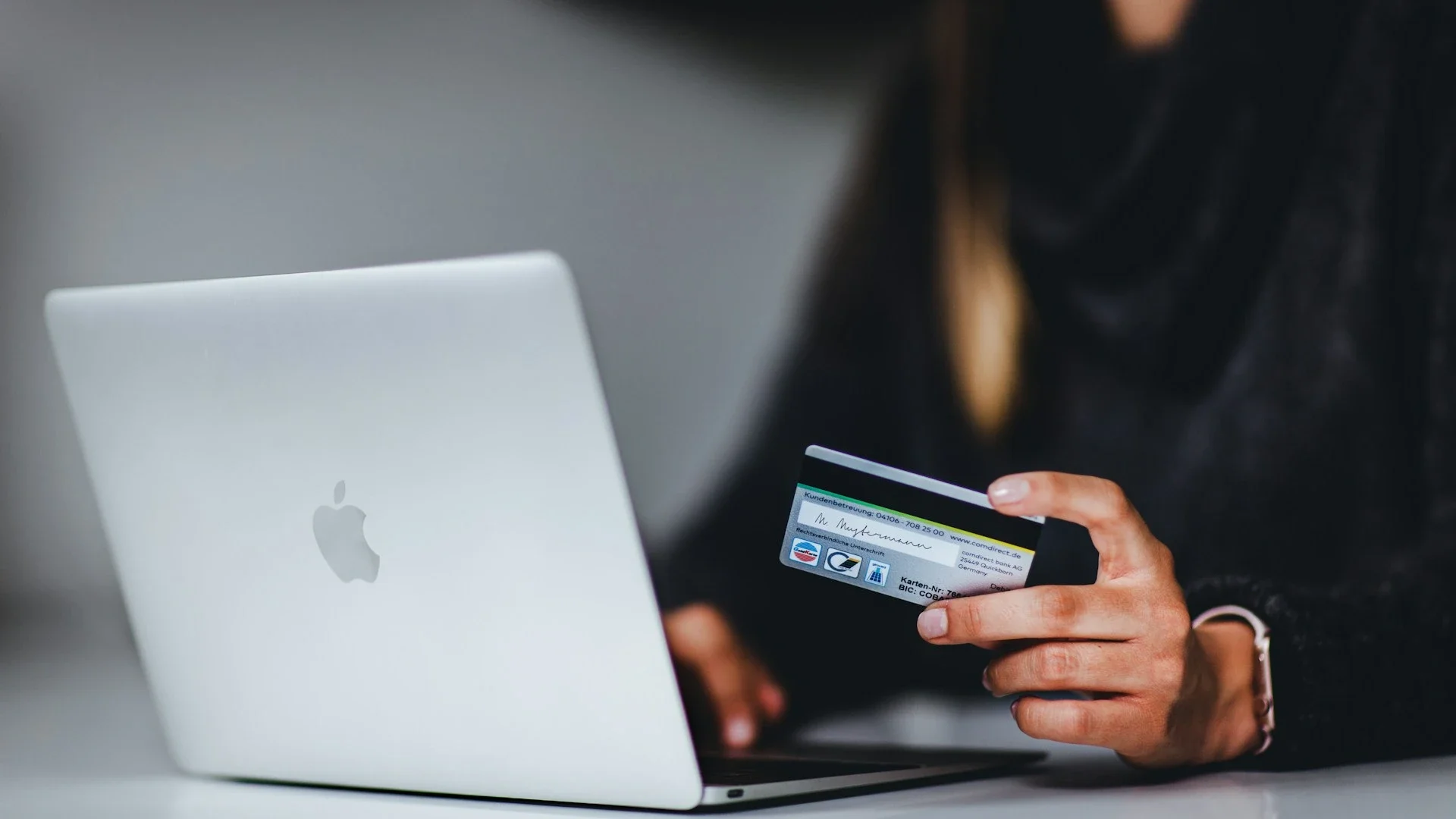 Mi web no vende: por qué tienes visitas pero no clientes